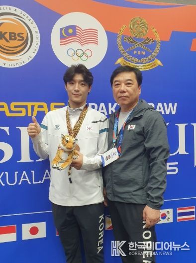 고양시청 세팍타크로팀 이기훈 감독과 선우영수 선수